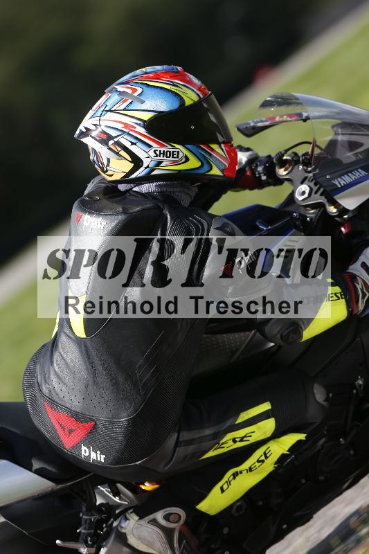 /53 16.09.2025 Track Day Domi Aegerter ADR/Gruppe rot/backside